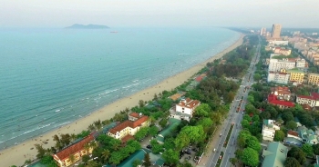 Nghệ An giải tỏa hơn 200 ki-ốt ven biển Cửa Lò