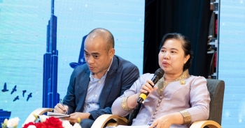 'Nâng tầm hợp tác thương mại Việt Nam - Lào bằng cải thiện giao thông và nhân lực'