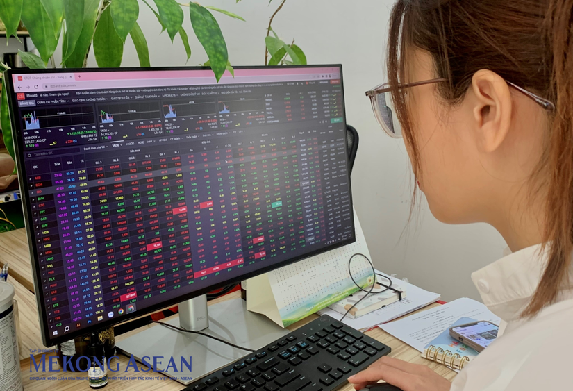 Với lợi nhuận đạt mức 1.070 tỷ đồng sau 2 qu&yacute; đầu năm, SSI cũng l&agrave; c&ocirc;ng ty chứng kho&aacute;n duy nhất ghi nhận lợi nhuận vượt mốc ngh&igrave;n tỷ đồng sau nửa đầu năm 2023. Ảnh: Đinh Nhung