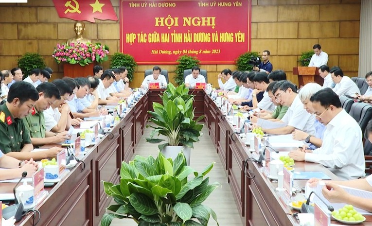 Quang cảnh hội nghị.