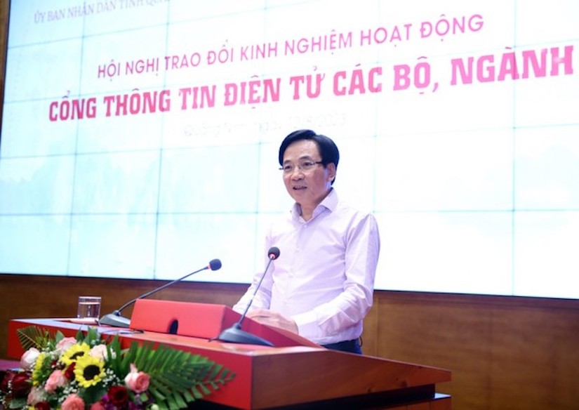 Bộ trưởng, Chủ nhiệm Văn ph&ograve;ng Ch&iacute;nh phủ Trần Văn Sơn.