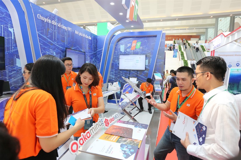 FPT đang hưởng lợi từ xu hướng chuyển đổi số.