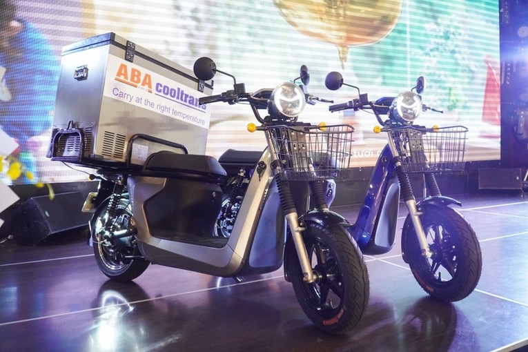 Giải ph&aacute;p gi&uacute;p vận chuyển h&agrave;ng đ&ocirc;ng lạnh bằng xe 2 b&aacute;nh của Selex Motors.