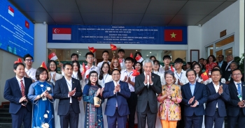 Hai Thủ tướng Việt Nam, Singapore ăn trưa và giao lưu cùng sinh viên