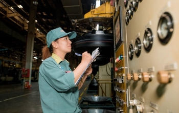 Cần có &quot;vaccine chính sách&quot; để doanh nghiệp ổn định hoạt động sản xuất