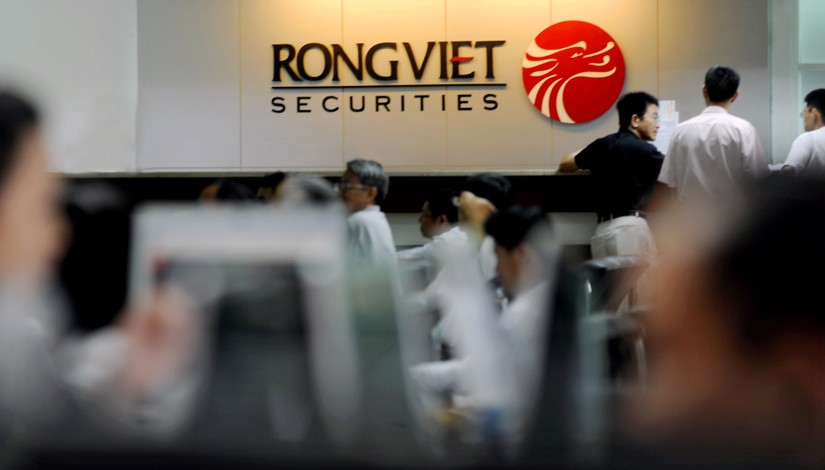 Loạt c&ocirc;ng ty chứng kho&aacute;n &amp;amp;apos;đ&ocirc;n đ&aacute;o&amp;amp;apos; tăng vốn kinh doanh