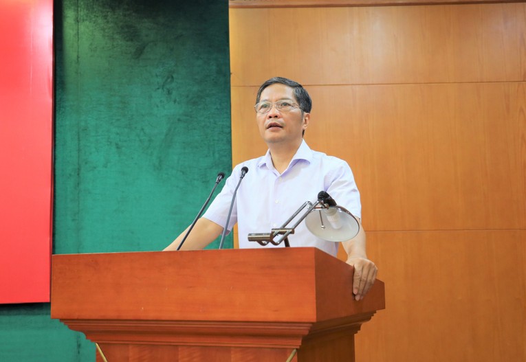 Ảnh t&aacute;c giả