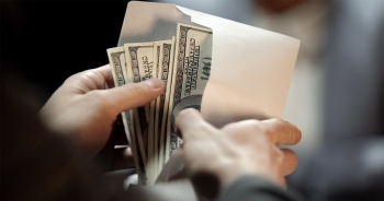 Khi 'văn hoá hoa hồng' đã là thói quen cố hữu