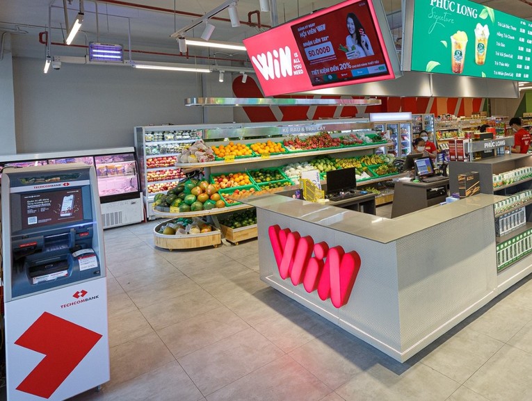 Techcombank hợp t&aacute;c c&ugrave;ng Masan mang đến dịch vụ t&agrave;i ch&iacute;nh &ldquo;Ng&acirc;n h&agrave;ng trong tầm tay&rdquo; tại c&aacute;c chuỗi cửa h&agrave;ng WIN