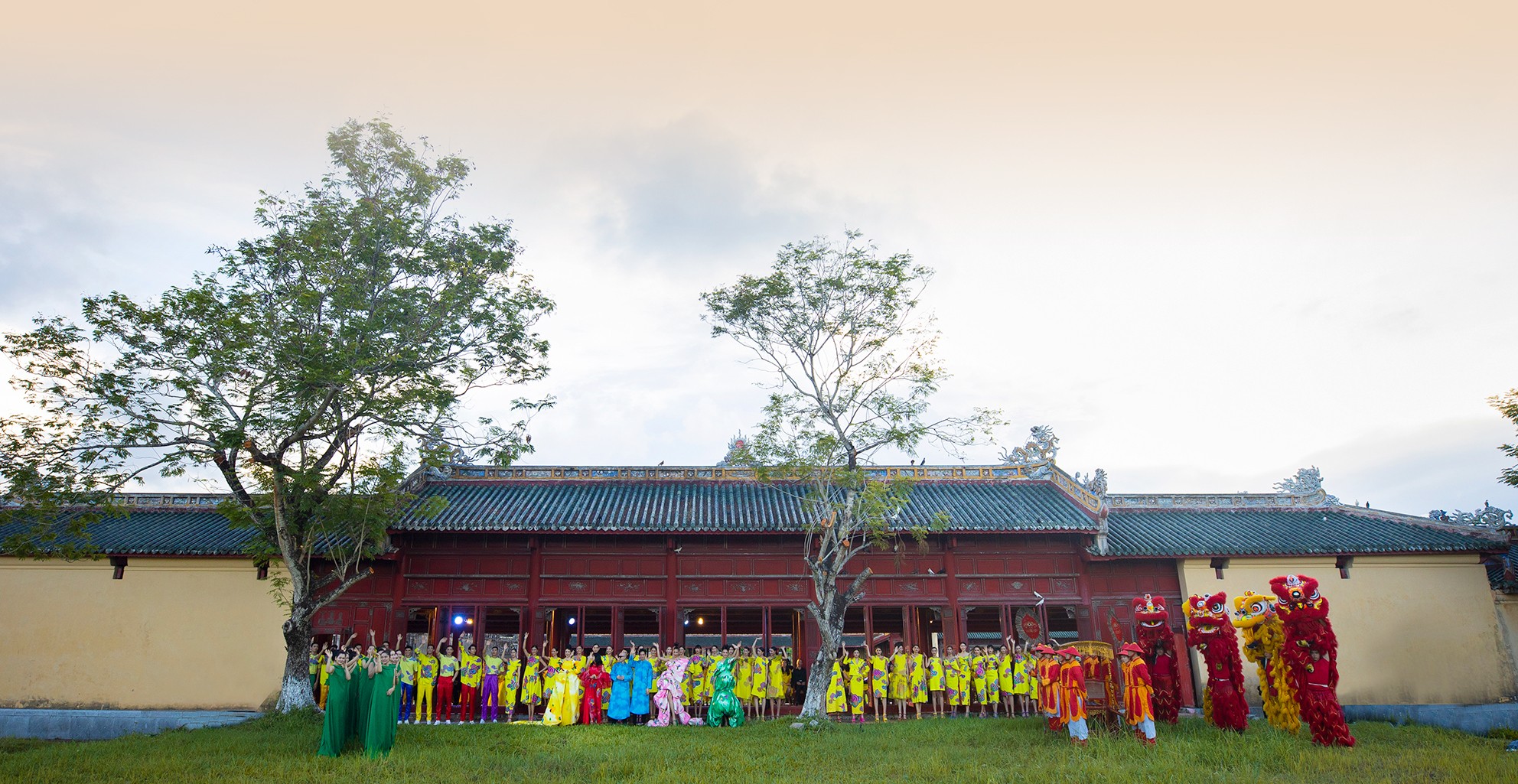 Hành trình thời trang VUNGOC&SON, cảm hứng từ di sản văn hoá Việt