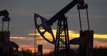 Giá dầu Brent cán mốc cao nhất 9 tháng