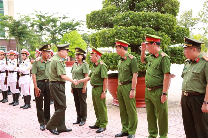 Đại tướng T&ocirc; L&acirc;m, Bộ trưởng Bộ C&ocirc;ng an tới thăm v&agrave; l&agrave;m việc tại C&ocirc;ng an tỉnh B&agrave; Rịa - Vũng T&agrave;u. Nguồn: Bộ C&ocirc;ng an.