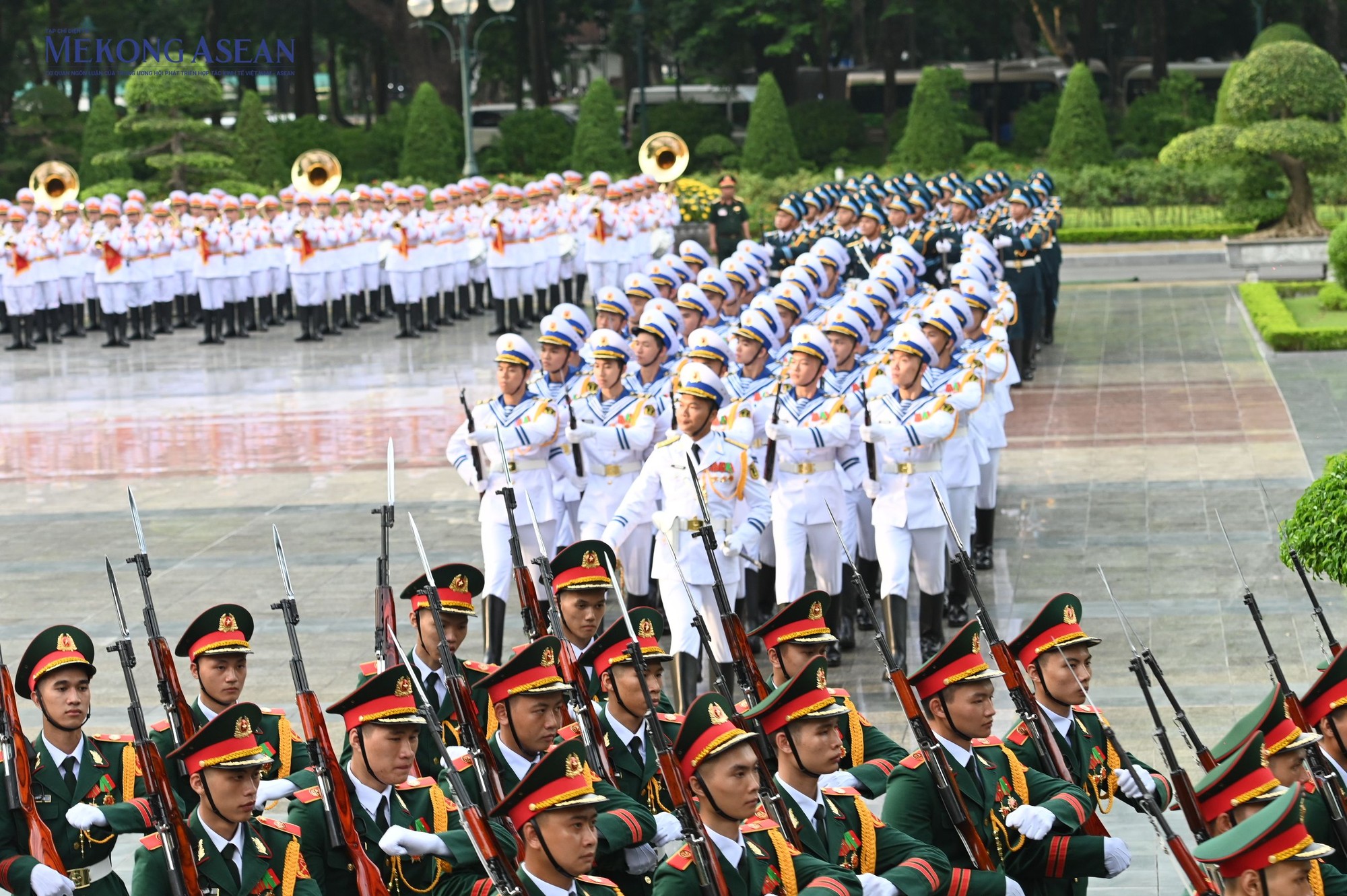 Tổng Bí thư Nguyễn Phú Trọng chủ trì lễ đón Tổng thống Mỹ Joe Biden ảnh 11 Tổng Bí thư Nguyễn Phú Trọng chủ trì lễ đón Tổng thống Mỹ Joe Biden ảnh 11