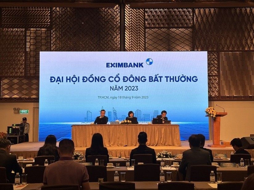 ĐHĐCĐ bất thường tại ng&acirc;n h&agrave;ng Eximbank