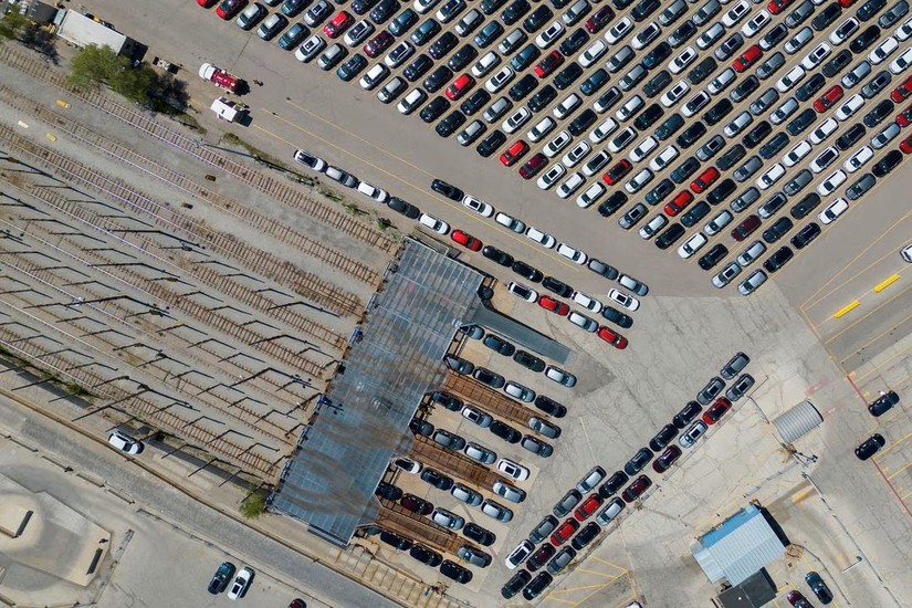 Nh&agrave; m&aacute;y lắp r&aacute;p Oakville của Ford ở Oakville, Ontario, Canada. Ảnh: Reuters