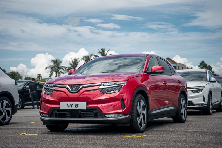 Mẫu xe điện VF8 của VinFast.