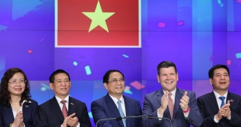 Thủ tướng Phạm Minh Chính rung chuông tại sàn chứng khoán Nasdaq