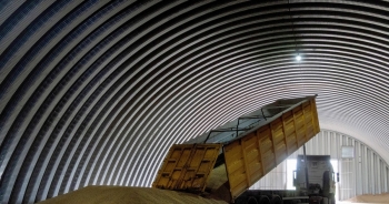 Ukraine đề nghị thỏa hiệp vấn đề ngũ cốc với Ba Lan