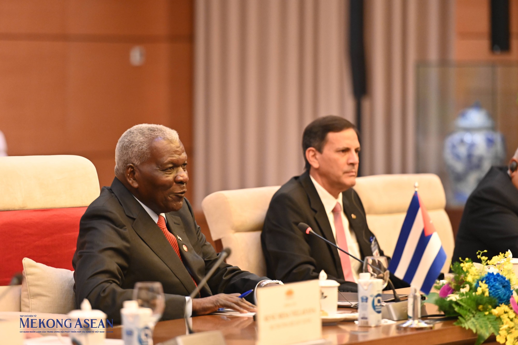 Chủ tịch Quốc hội Vương Đ&igrave;nh Huệ tiếp Chủ tịch Quốc hội Cuba ảnh 7