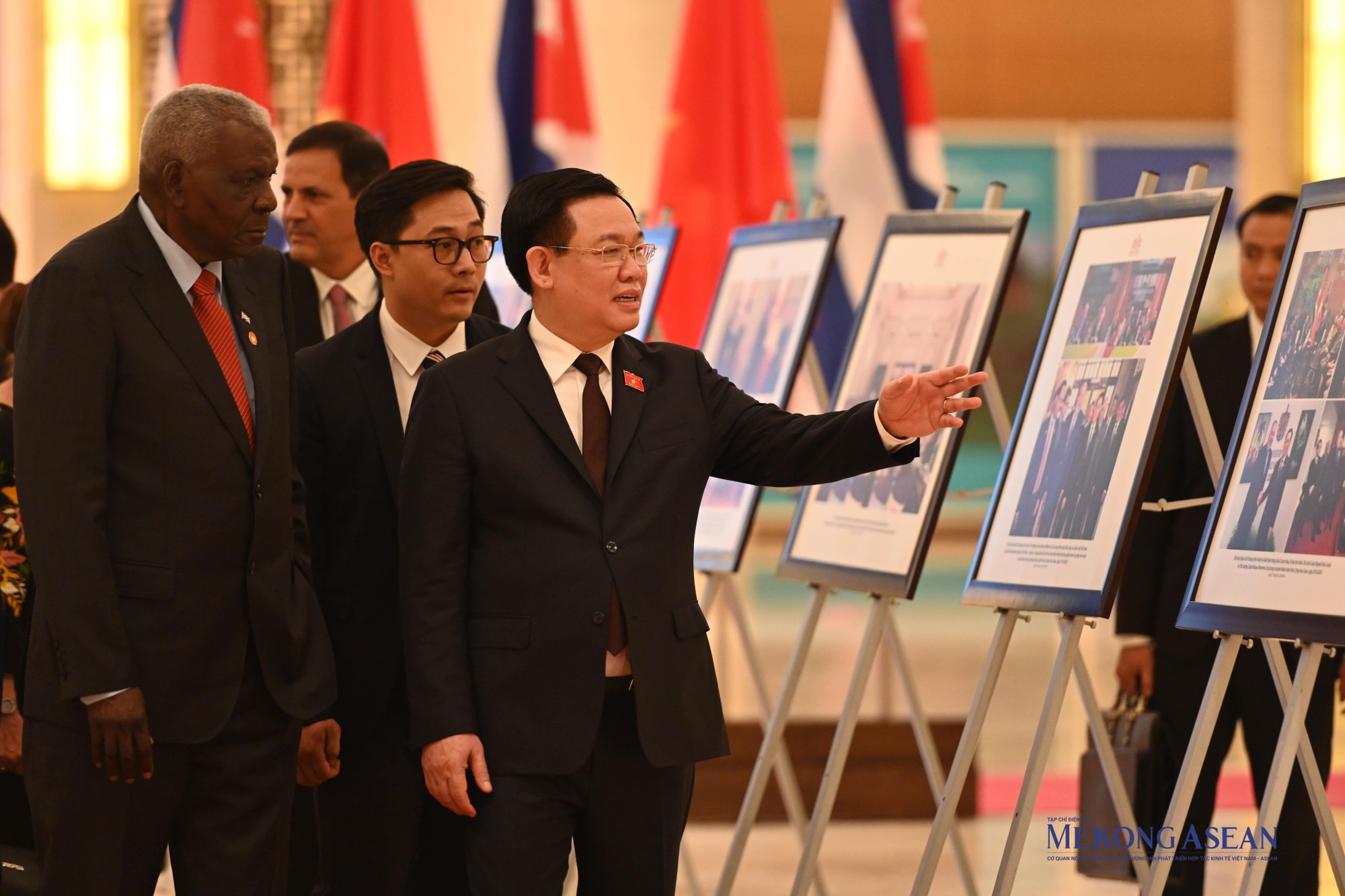 Chủ tịch Quốc hội Vương Đ&igrave;nh Huệ tiếp Chủ tịch Quốc hội Cuba ảnh 3