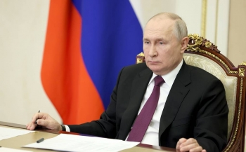 Tổng thống Putin: &apos;Hàng triệu người Ukraine lựa chọn sáp nhập Nga&apos;