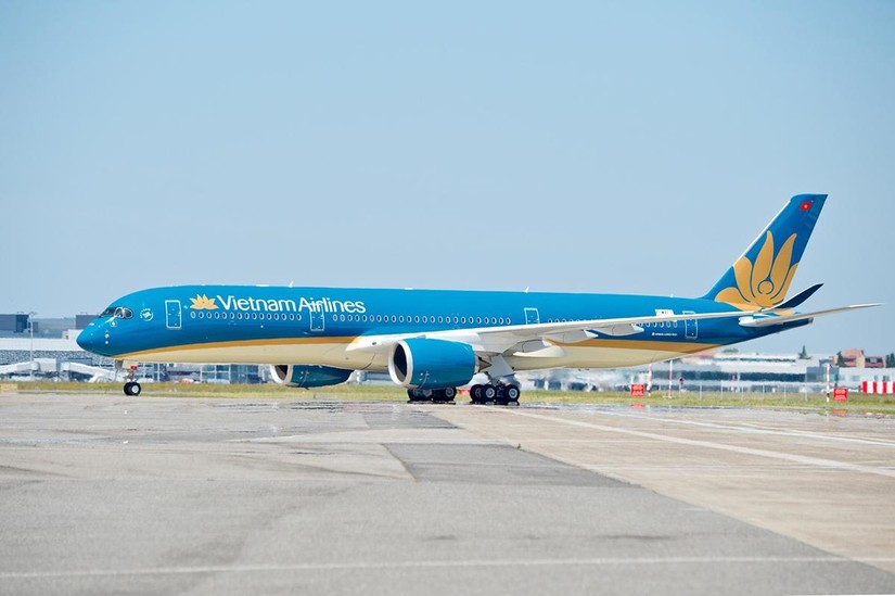 Lần đầu ti&ecirc;n h&atilde;ng h&agrave;ng kh&ocirc;ng Vietnam Airlines bị &acirc;m vốn chủ sở hữu hơn 2.750 tỉ đồng.
