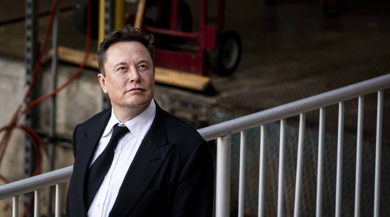 &Ocirc;ng Elon Musk muốn mua lại Twitter để tạo ra một ứng dụng X. Ảnh: Bloomberg