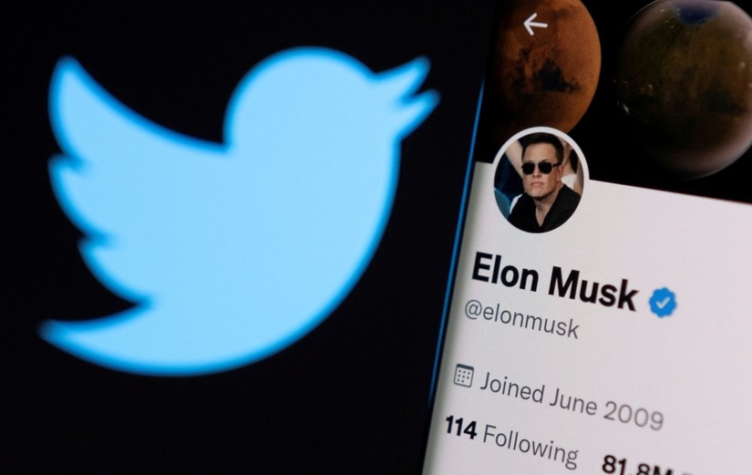 Tỷ ph&uacute; Elon Musk lại đề nghị mua lại Twitter. Ảnh: Reuters