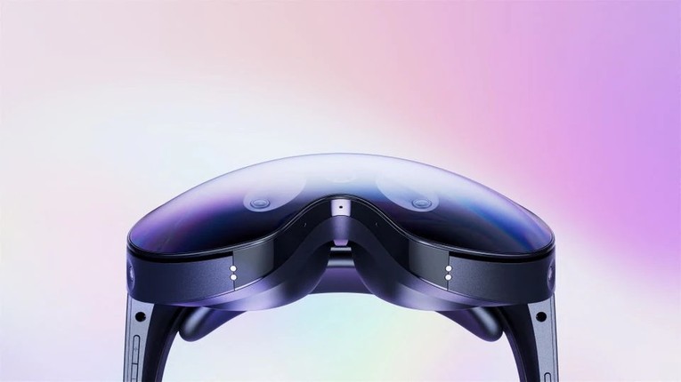 Việc ra mắt Quest Pro đ&aacute;nh dấu một cột mốc quan trọng với gi&aacute;m đốc điều h&agrave;nh Mark Zuckerberg. Ảnh: Meta