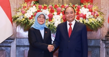 Tổng thống Singapore Halimah Yacob thăm chính thức Việt Nam