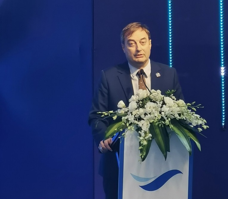 Ảnh t&aacute;c giả