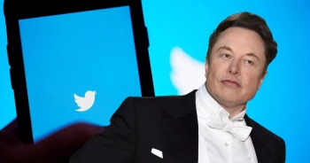 Tỷ phú Elon Musk chính thức tiếp quản Twitter, bắt đầu &apos;thanh lọc&apos; bộ máy