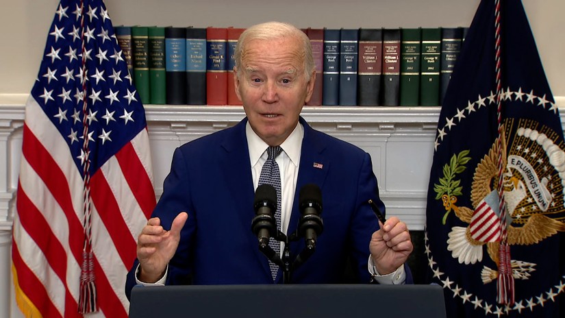 Tổng thống Mỹ Joe Biden ph&aacute;t biểu tại Nh&agrave; Trắng, ng&agrave;y 1/10. Ảnh: CNN