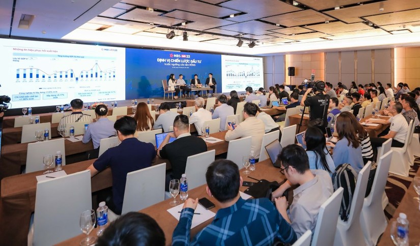 Tọa đ&agrave;m &amp;amp;quot;Định vị chiến lược đầu tư trước ngưỡng cửa năm Rồng