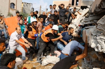 Israel trả đũa vụ tấn công của Hamas, số người chết vượt ngưỡng 1.000