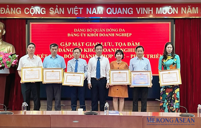 C&aacute;c chủ doanh nghiệp ti&ecirc;u biểu năm 2023 tr&ecirc;n địa b&agrave;n quận Đống Đa. Ảnh: Thảo Ng&acirc;n