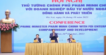 Thủ tướng Chính phủ gặp mặt cộng đồng doanh nghiệp đầu tư nước ngoài