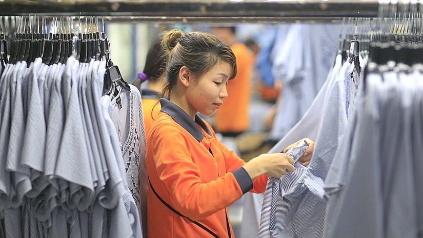 Kinh doanh k&eacute;m khởi sắc, dệt may TCM giảm l&atilde;i 50%