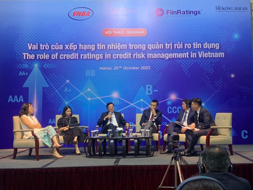 C&aacute;c diễn giả tại Hội thảo &amp;amp;quot;Vai tr&ograve; của xếp hạng t&iacute;n nhiệm trong quản trị rủi ro t&iacute;n dụng&amp;amp;quot;
