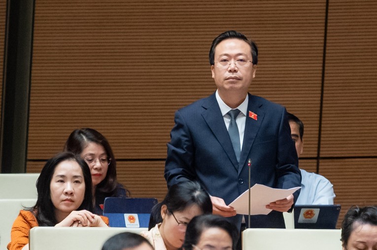 Đại biểu Nguyễn Đại Thắng - Đo&agrave;n ĐBQH tỉnh Hưng Y&ecirc;n