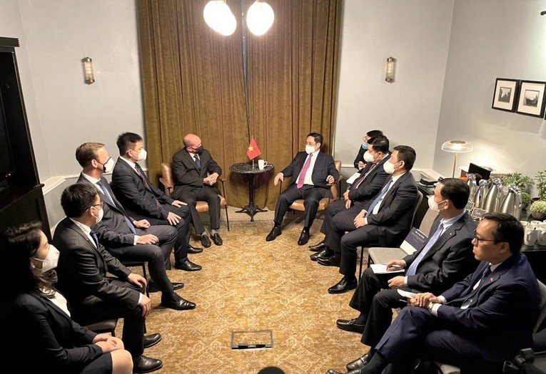 Buổi l&agrave;m việc của Thủ tướng Phạm Minh Ch&iacute;nh với SGRE v&agrave; BCG Energy