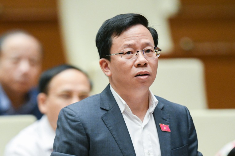 Đại biểu L&ecirc; Minh Nam - Đo&agrave;n ĐBQH tỉnh Hậu Giang.