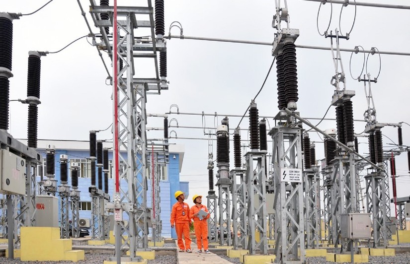 10 th&aacute;ng năm 2022, sản lượng điện sản xuất của EVN tăng 6,1% so với c&ugrave;ng kỳ.