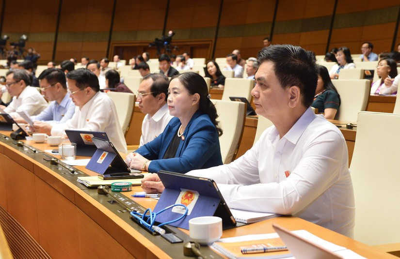 Quốc hội &amp;amp;apos;chốt&amp;amp;apos; thời gian tăng lương cơ sở từ ng&agrave;y 1/7/2023