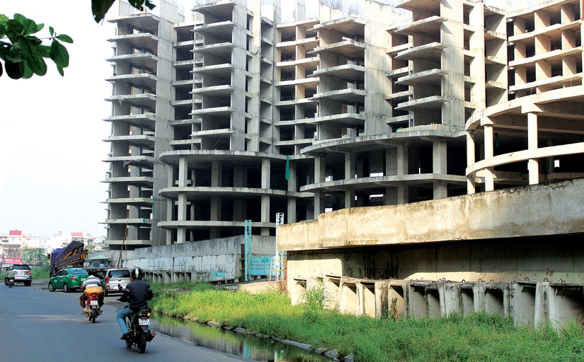 Ch&iacute;nh phủ lập tổ c&ocirc;ng t&aacute;c th&aacute;o gỡ kh&oacute; khăn cho c&aacute;c dự &aacute;n bất động sản