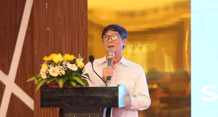 Ảnh t&aacute;c giả