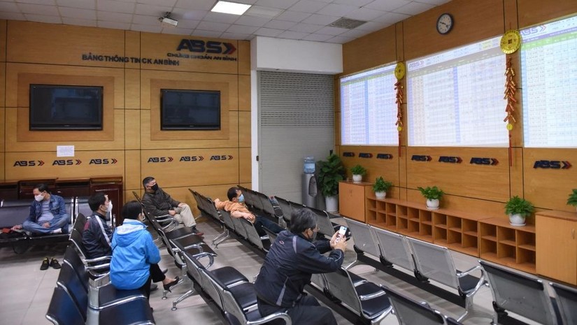 Chứng kho&aacute;n An B&igrave;nh l&agrave; một trong những c&ocirc;ng ty chứng kho&aacute;n hoạt động sớm tr&ecirc;n thị trường.