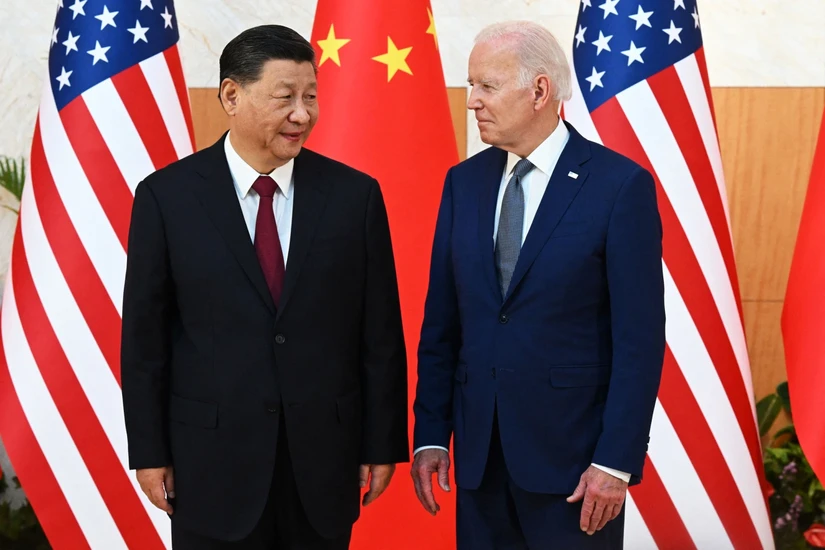 Chủ tịch Trung Quốc Tập Cận B&igrave;nh v&agrave; Tổng thống Mỹ Joe Biden gặp nhau b&ecirc;n lề Hội nghị thượng đỉnh G20 ở Nusa Dua, Bali, năm 2022. Ảnh: AFP