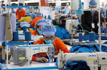PMI ngành sản xuất Việt Nam tháng 10 giảm nhẹ