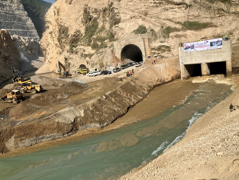 Lễ dẫn d&ograve;ng cho dự &aacute;n thủy điện Tanahu tại v&ugrave;ng Byas, thuộc quận Tanahun (Nepal)